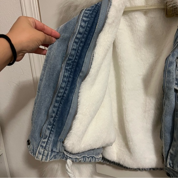 Denim Jacket with Faux Fur Trim - Picture 2 of 6